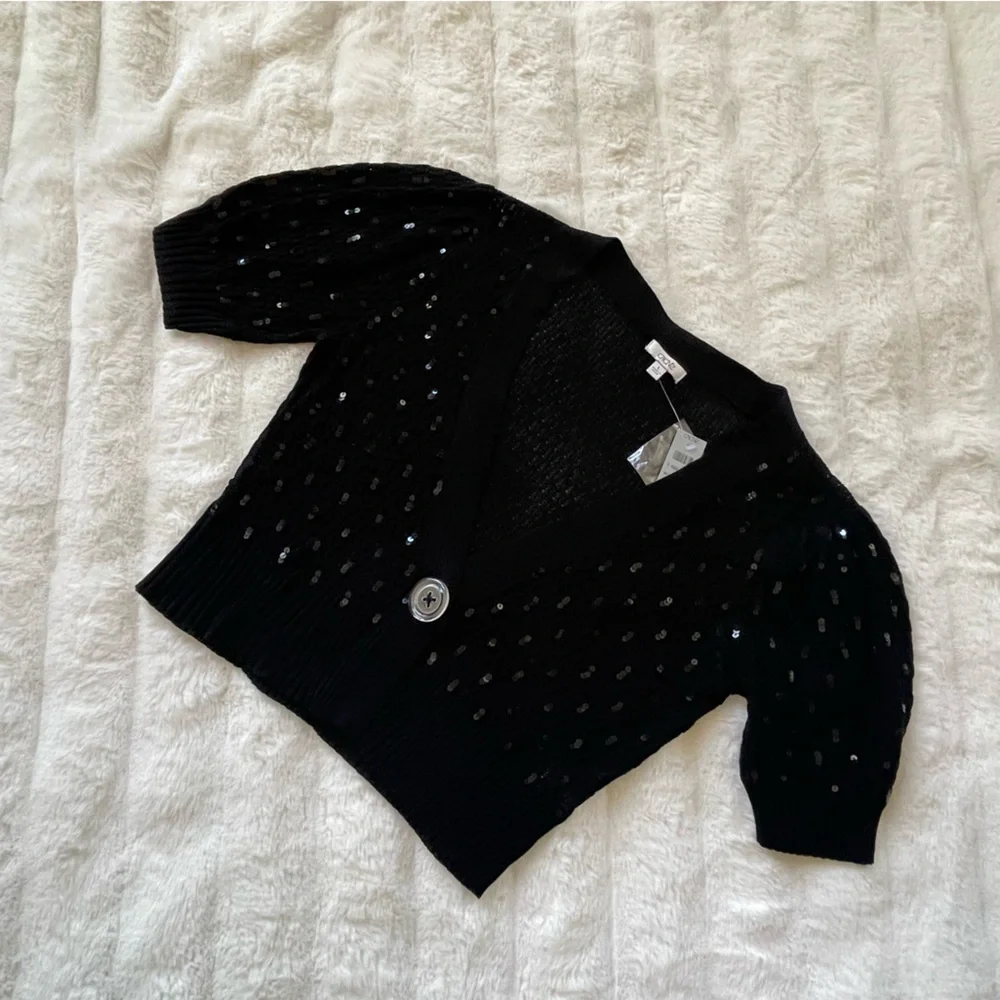 Caché Top. - Picture 1 of 7